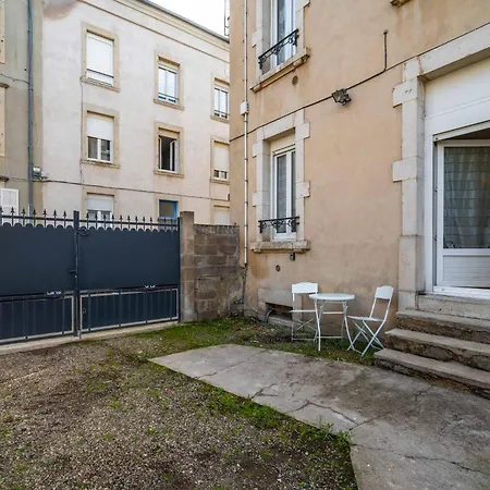 L'agreable De Pierre - 900 M De La Gare