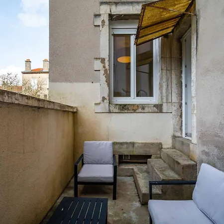 Apartment L'agreable De Pierre - 900 M De La Gare